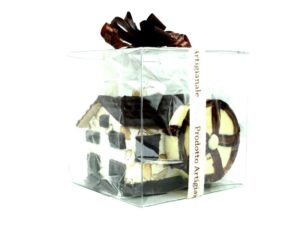 Composizione di torrone tenero e cioccolato a riproduzione di un mulino