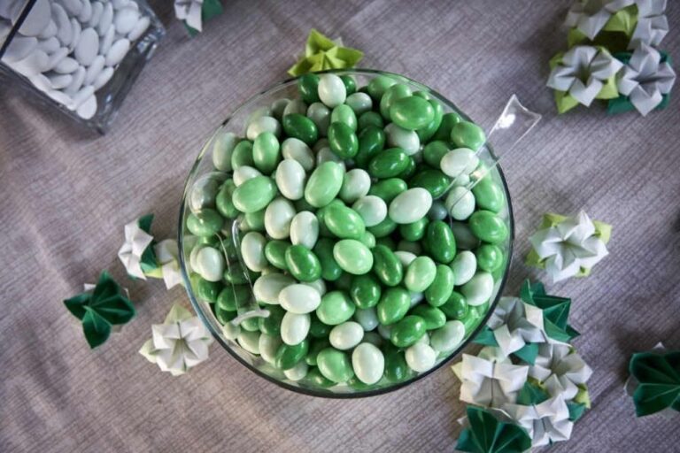 Confettata: quando si usano i confetti di colore verde? - Rigato Blog