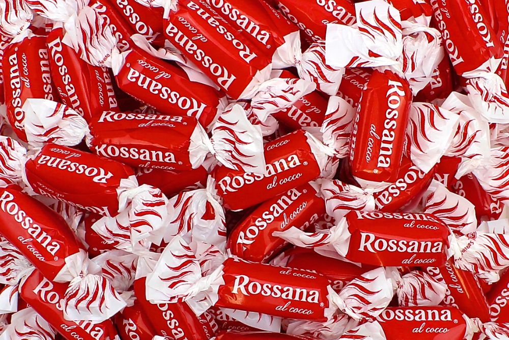 Nuove Caramelle Rossana al cocco vendita online prezzi all'ingrosso Prodotti Dolciari RIGATO