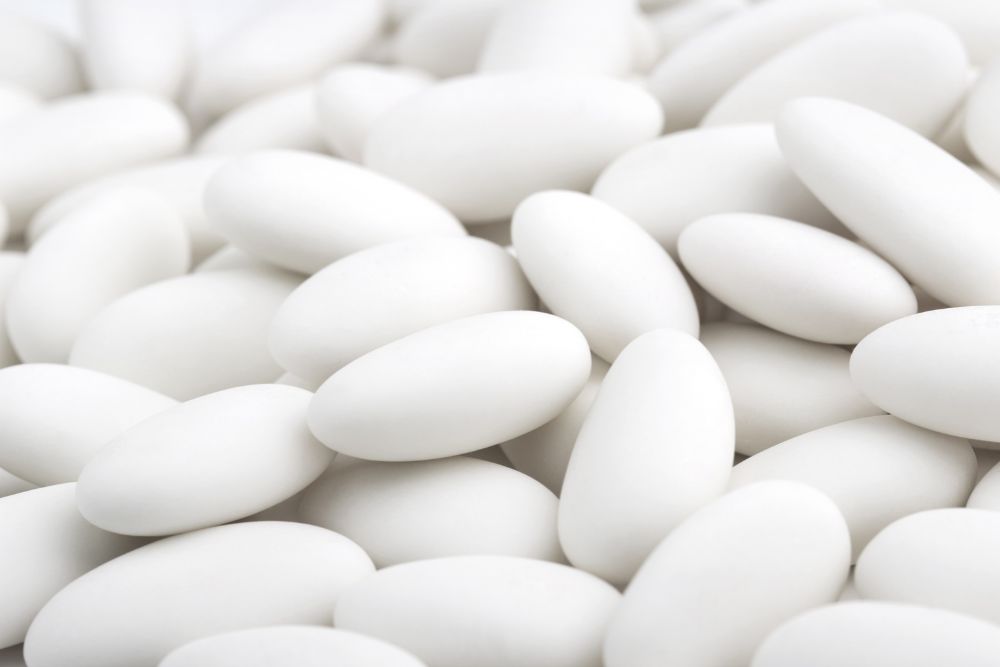 Confetti bianchi senza glutine all'ingrosso per confettate e bomboniere professionali